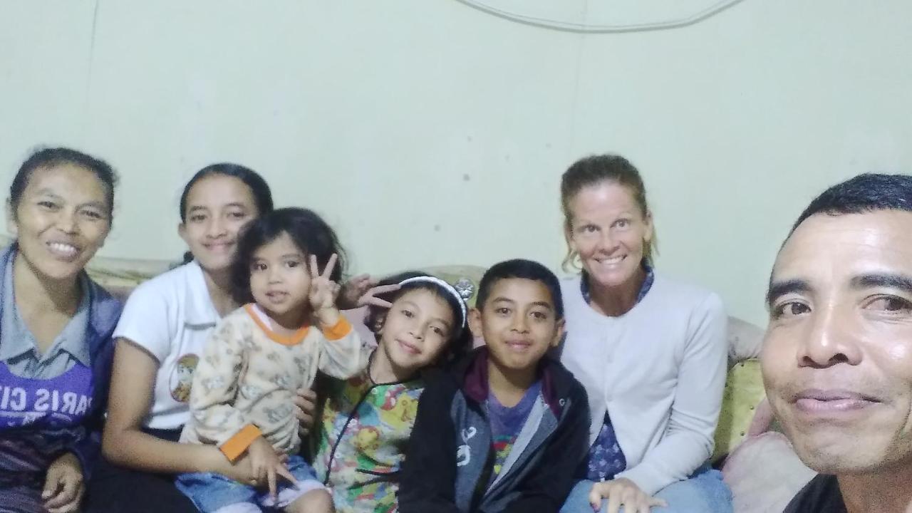 רוטנג Karleta Homestay מראה חיצוני תמונה