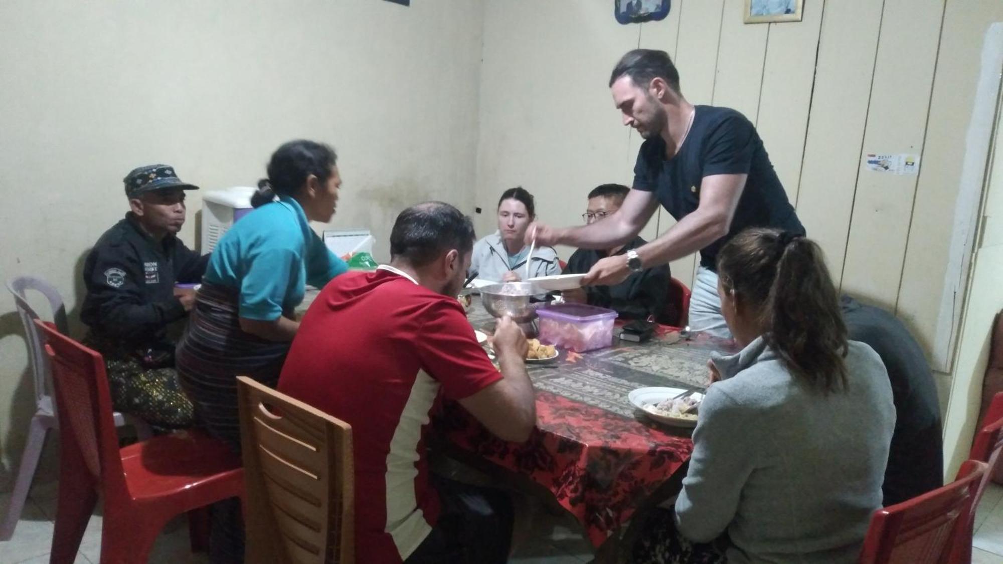 רוטנג Karleta Homestay מראה חיצוני תמונה